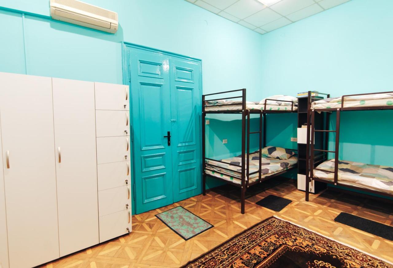 Hostel “Lime” Ivano-Frankivsk Ngoại thất bức ảnh