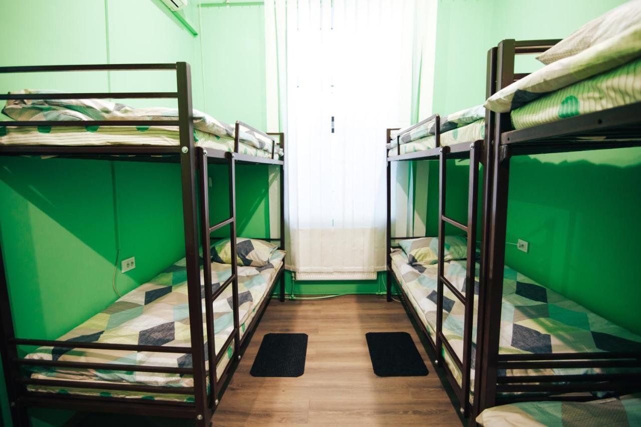 Hostel “Lime” Ivano-Frankivsk Ngoại thất bức ảnh